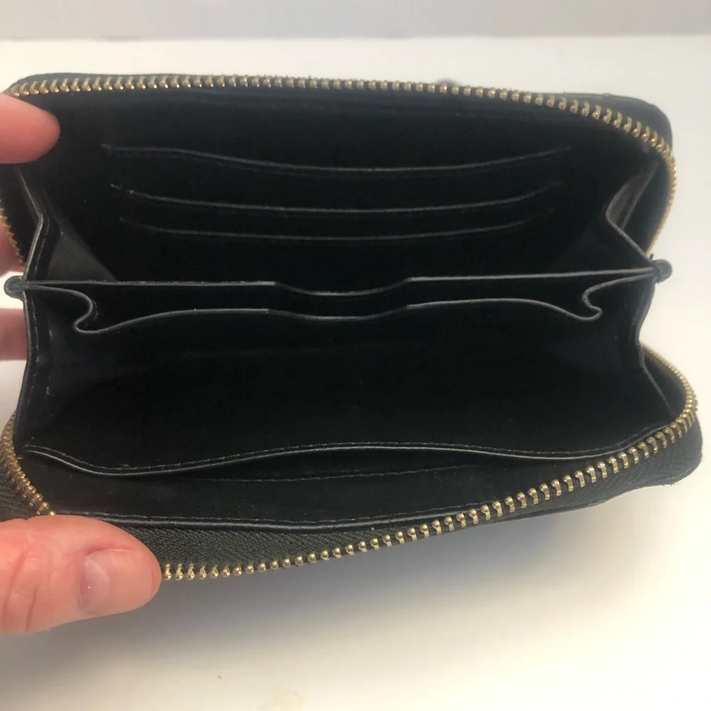 Target wristlet/wallet